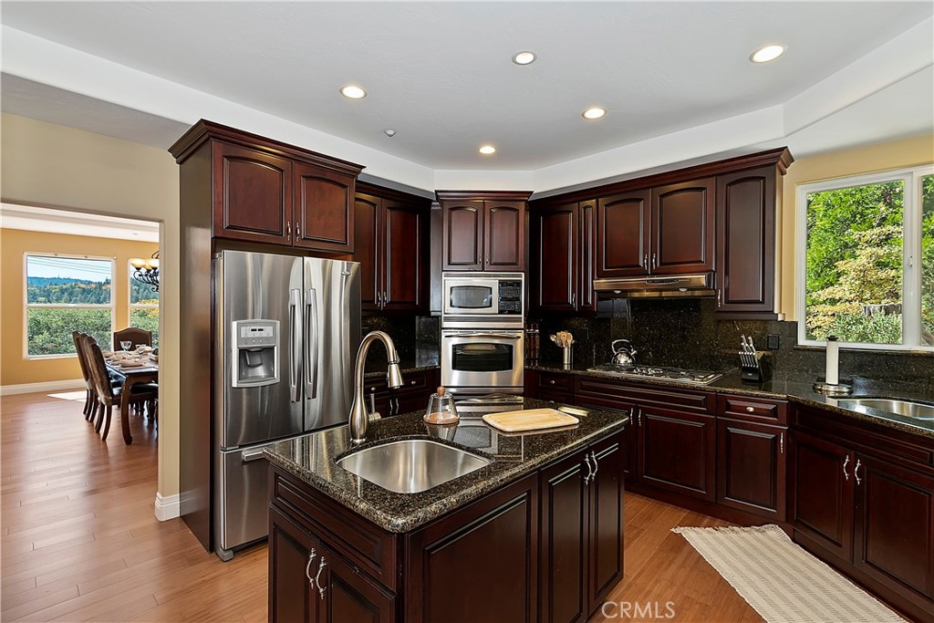 27732 North Bay Property Photo 8