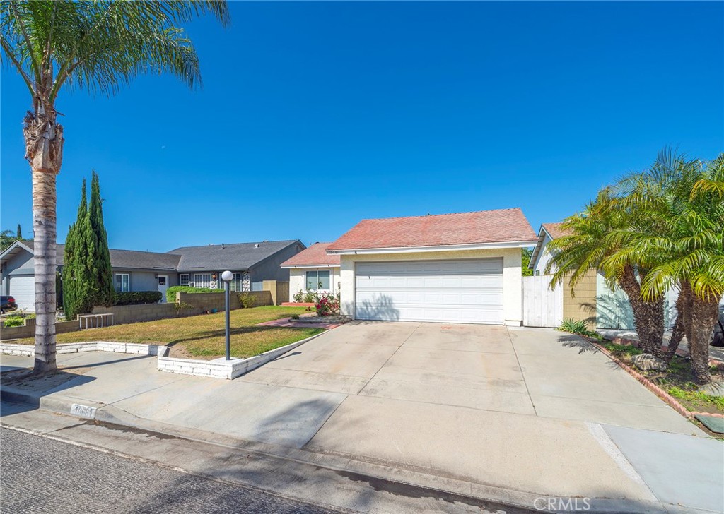 10681 Chestnut Property Photo 4