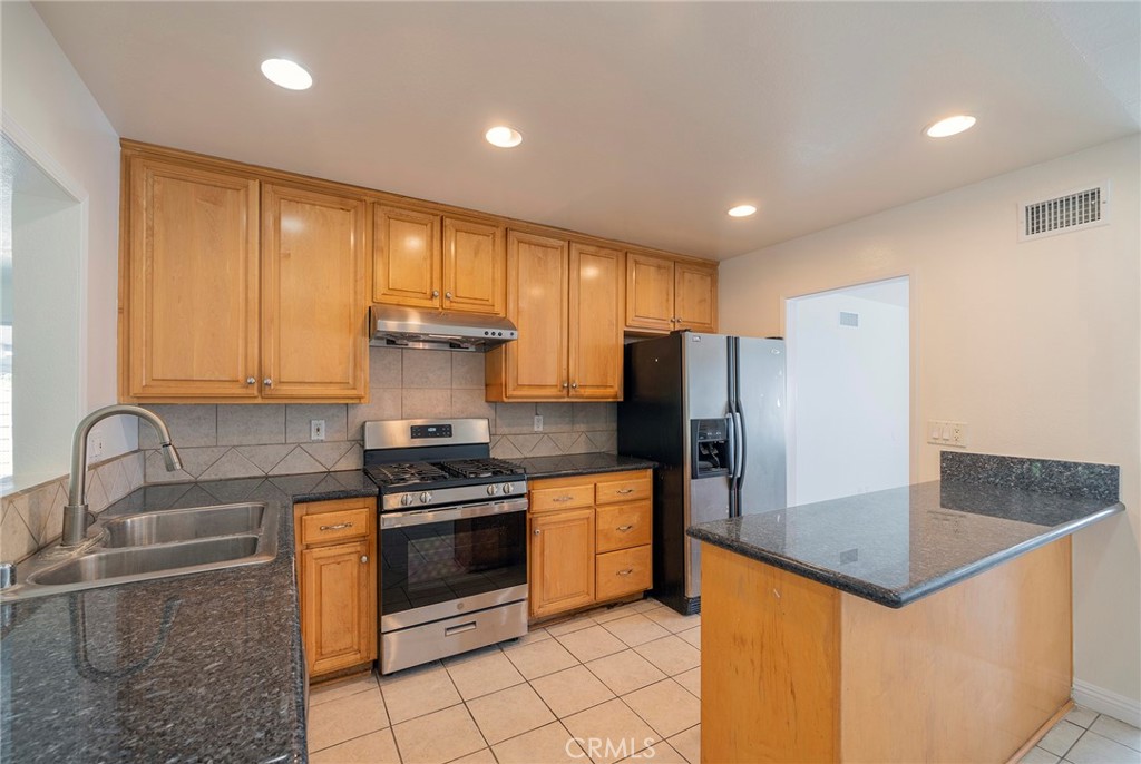 10681 Chestnut Property Photo 10