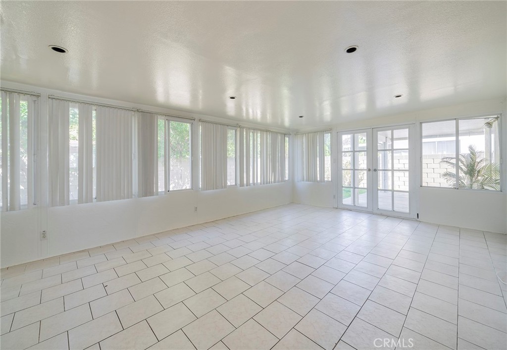 10681 Chestnut Property Photo 13