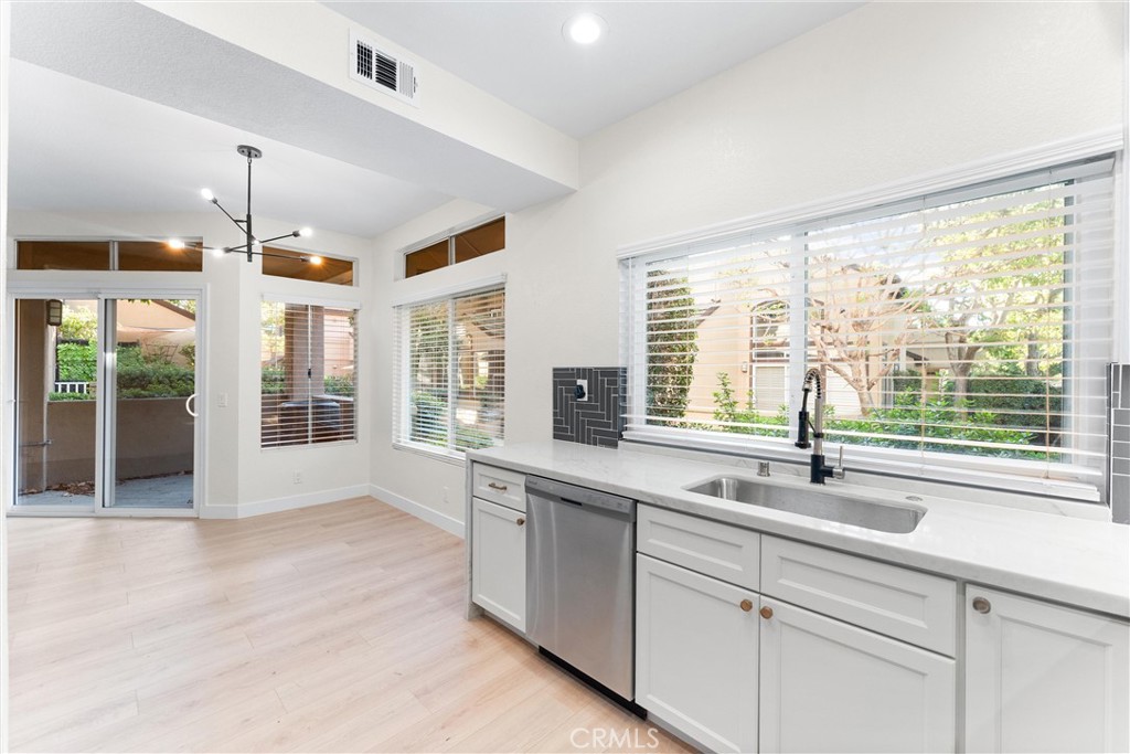 13 Silvertide Drive Property Photo 3