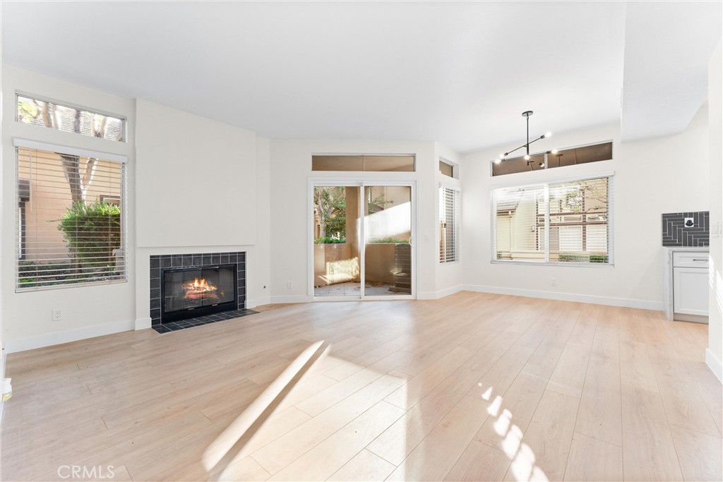 13 Silvertide Drive Property Photo 9