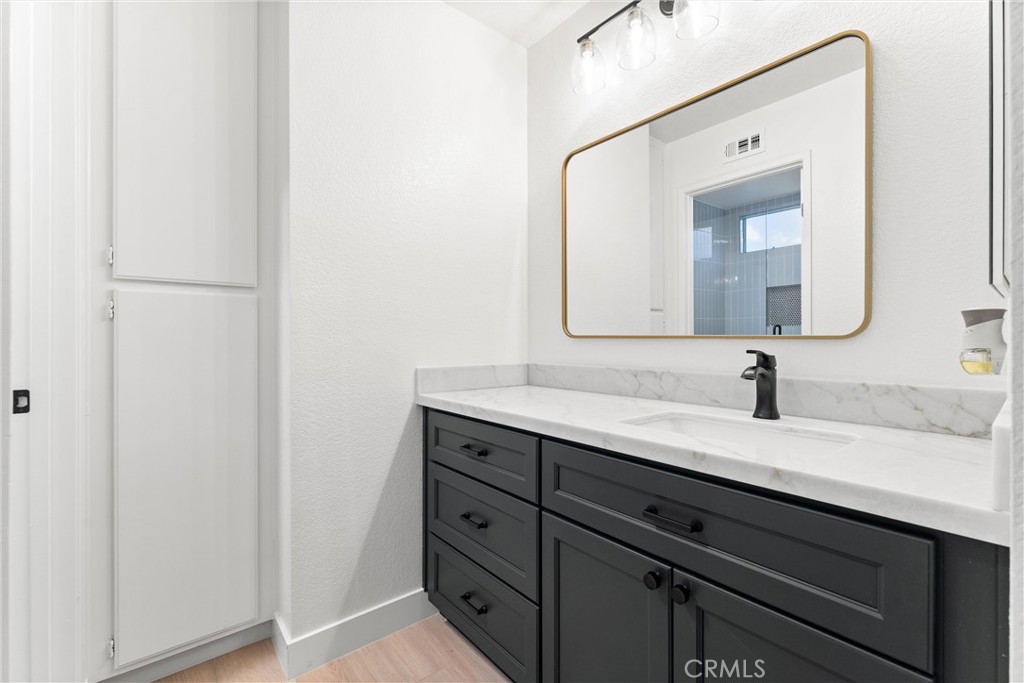 13 Silvertide Drive Property Photo 12