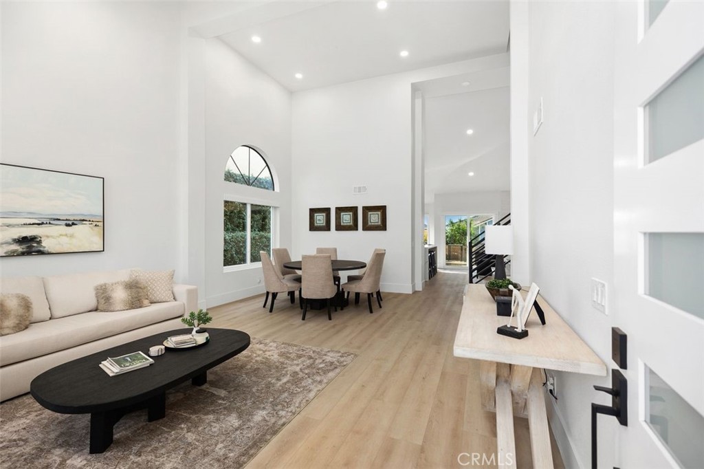 23962 Caravel Pl Property Photo 2