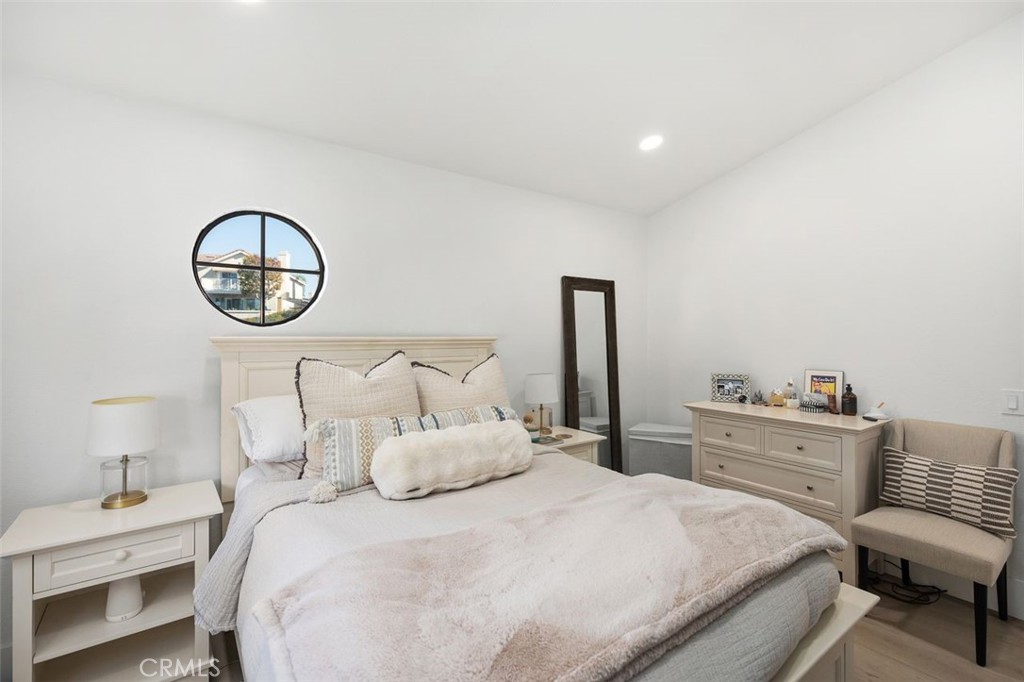 23962 Caravel Pl Property Photo 22