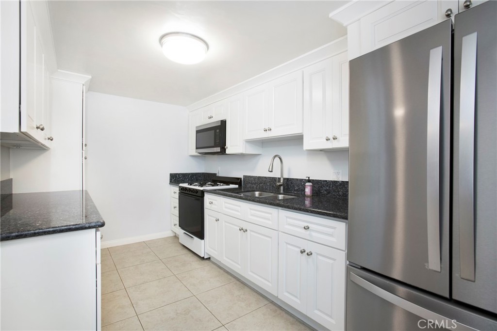 201 Ocean Avenue 11 Property Photo 7