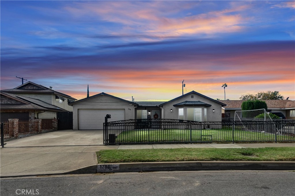 1756 Plaza Serena Property Photo 1