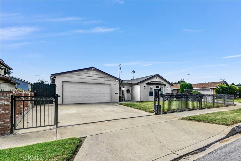 1756 Plaza Serena Property Photo 2