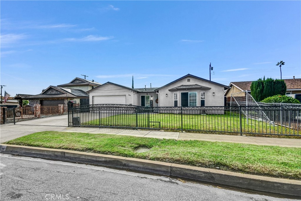 1756 Plaza Serena Property Photo 3