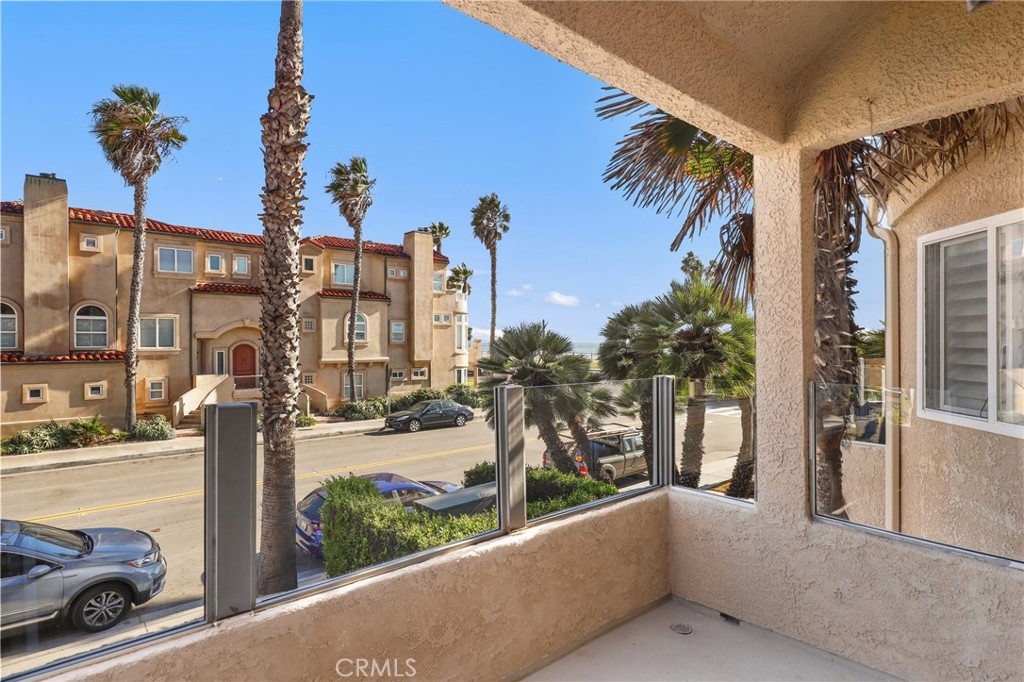 2000 Pacific Coast Highway 103 Property Photo 18