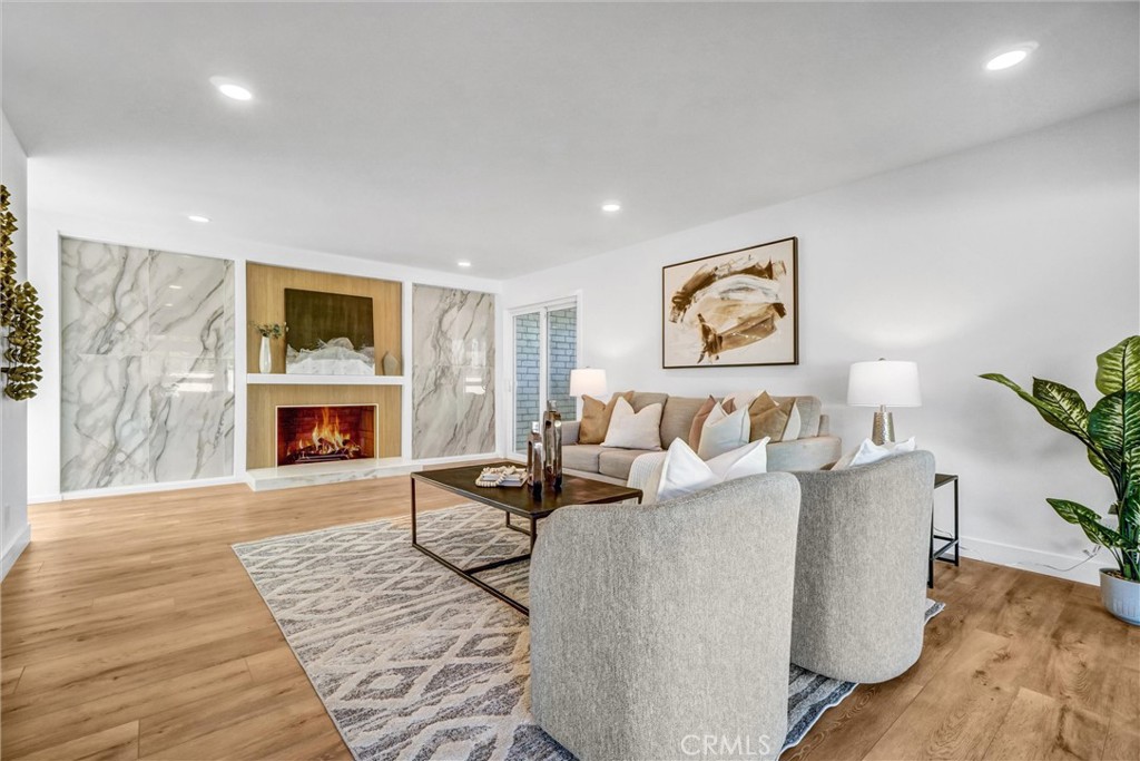 2131 W Niobe Avenue Property Photo 13