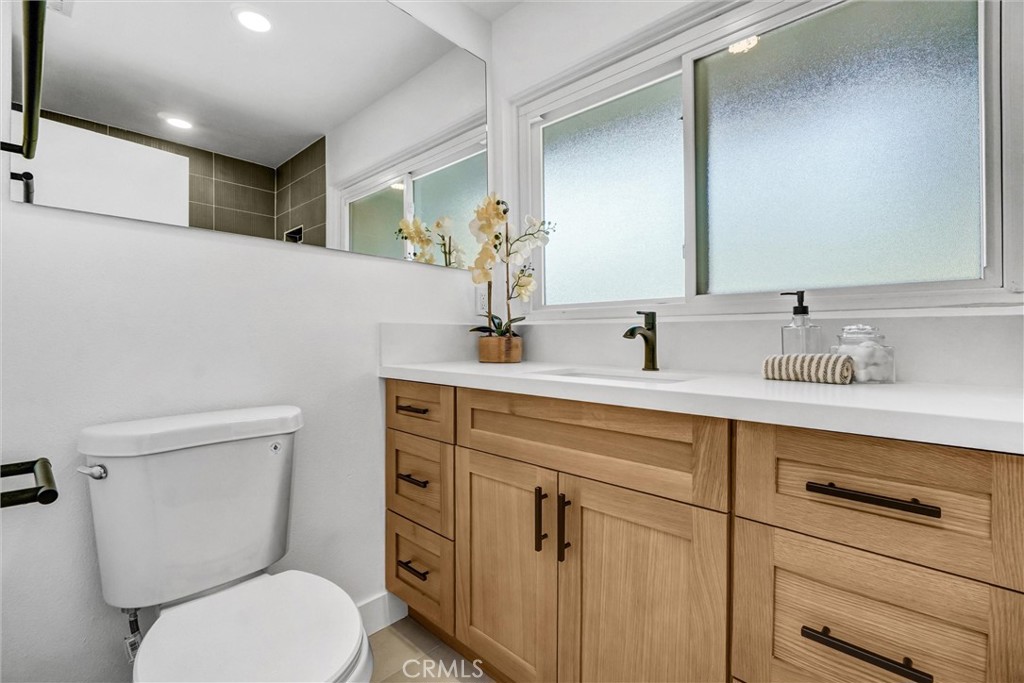 2131 W Niobe Avenue Property Photo 22