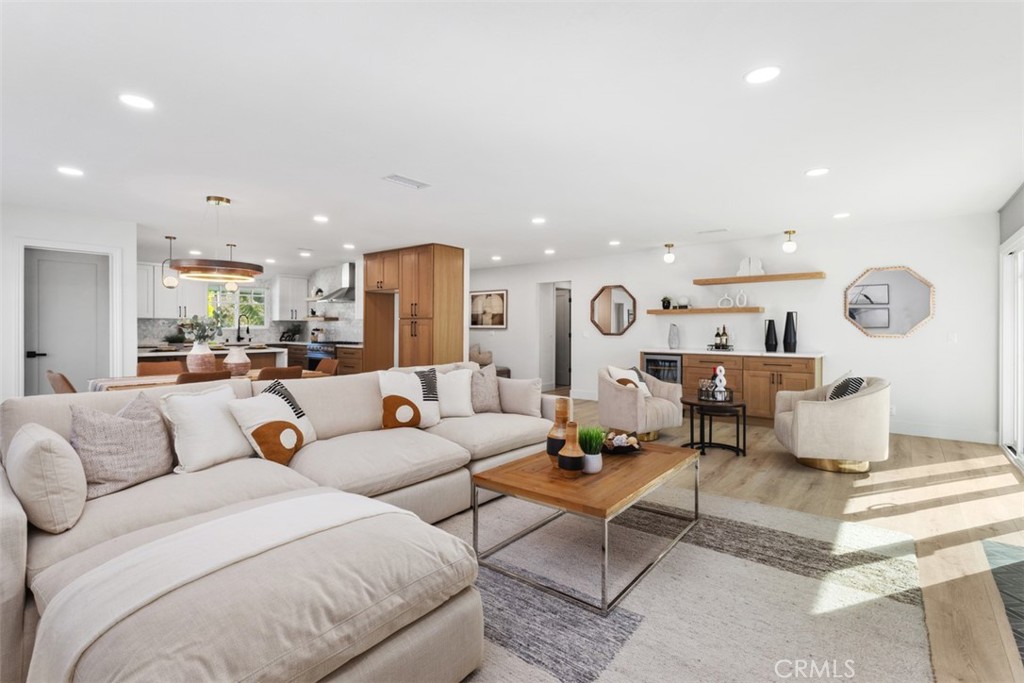 14261 Clarissa Property Photo 11