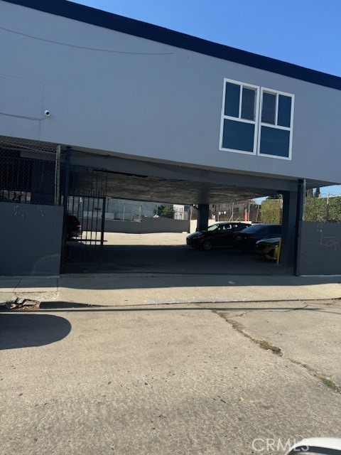 2417 Whittier Property Photo 1