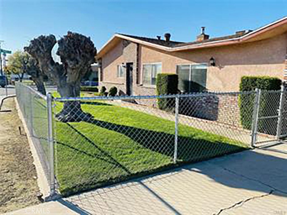 714 El Toro Property Photo 3