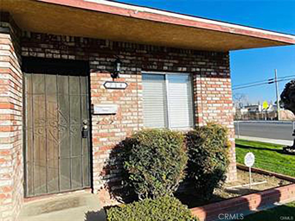 714 El Toro Property Photo 6