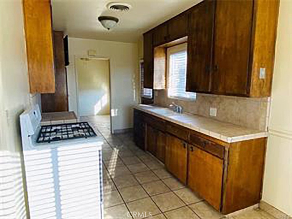 714 El Toro Property Photo 15