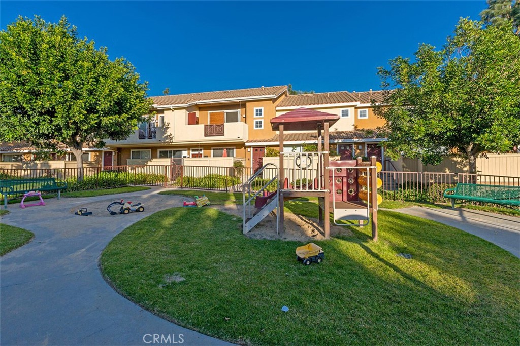 28516 Sorano Property Photo 27