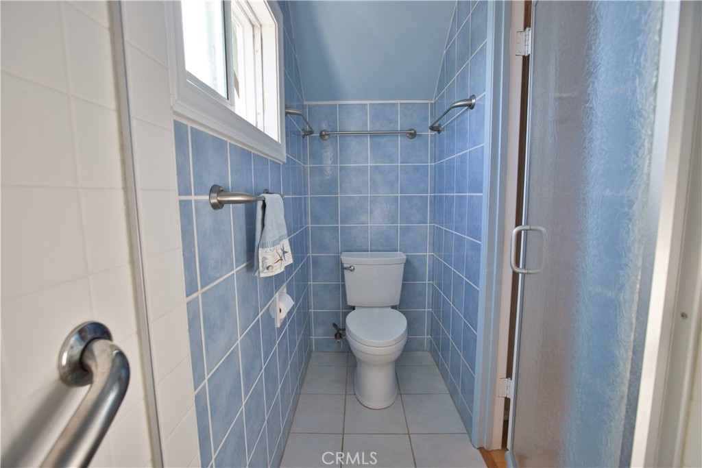 19362 Weymouth Lane Property Photo 43