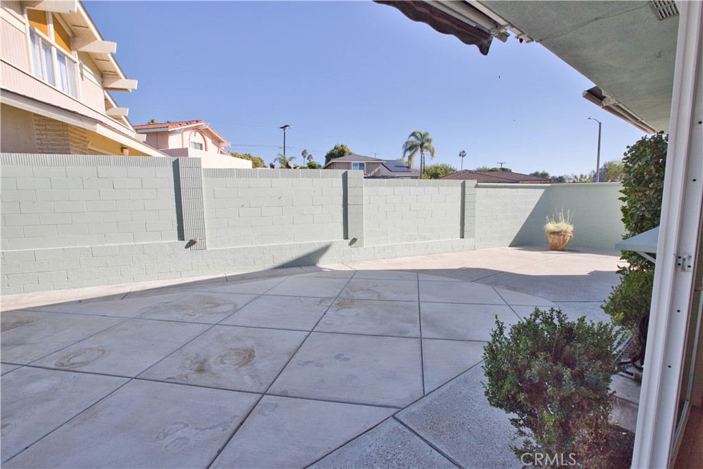 19362 Weymouth Lane Property Photo 53