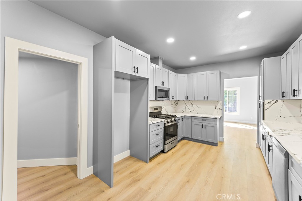 379 Buena Loma Property Photo 10