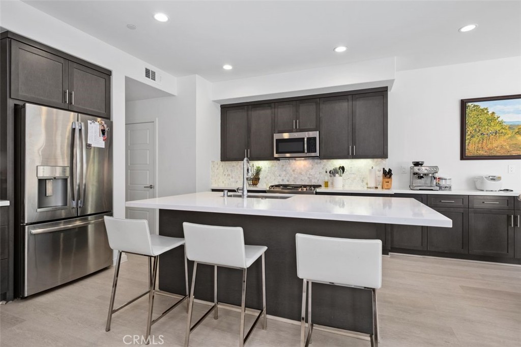 29 Prominence Property Photo 8