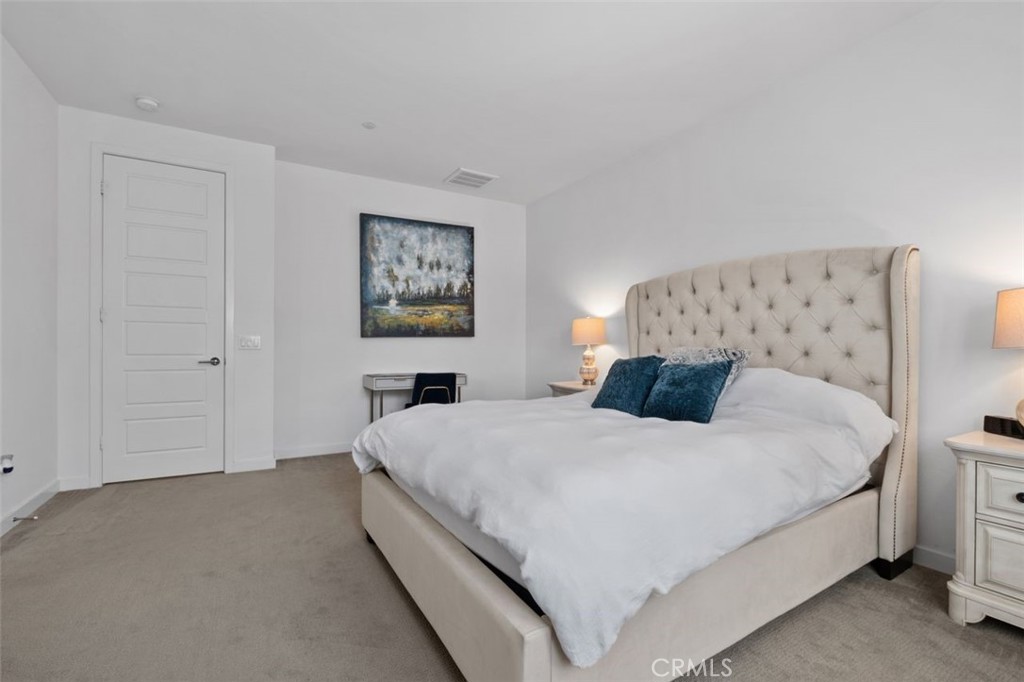 29 Prominence Property Photo 18