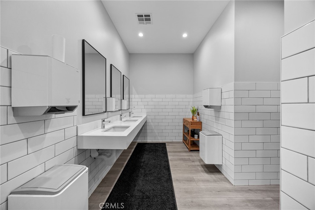 15144 Leffingwell Property Photo 17