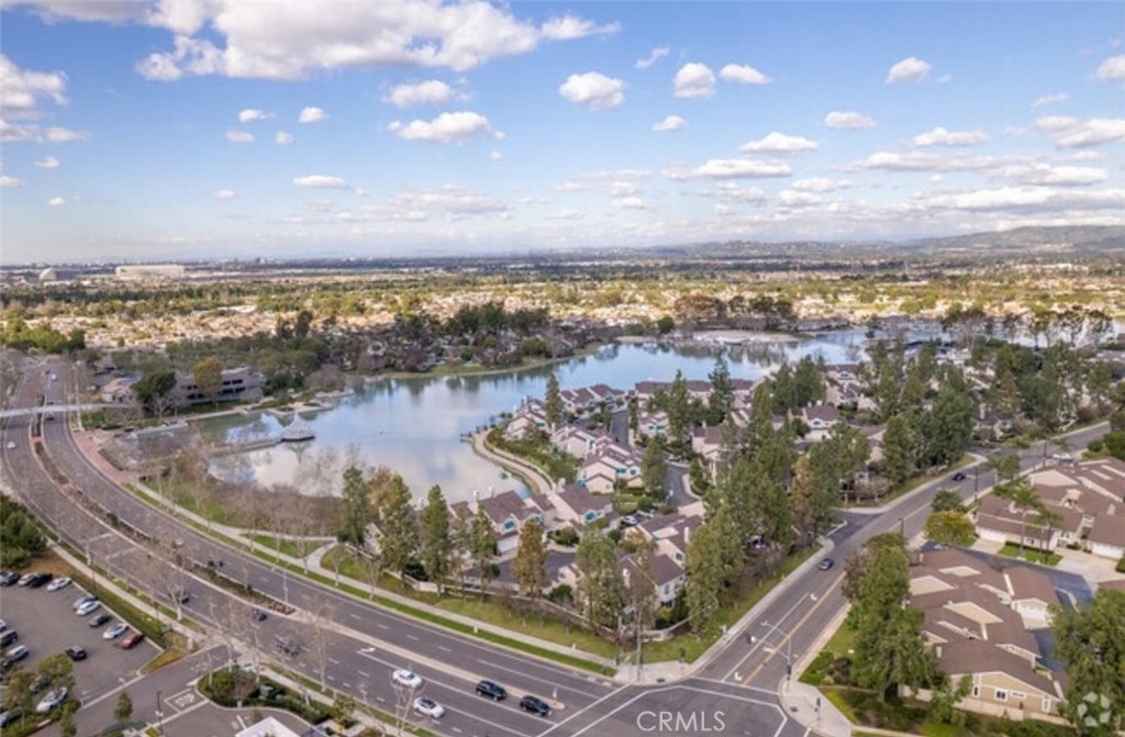 478 E Yale Loop 16 Property Photo 12