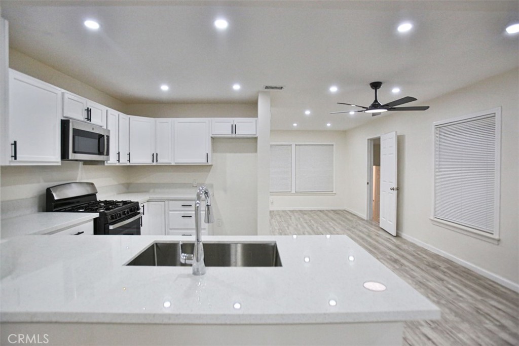 1414 Cedar Property Photo 9