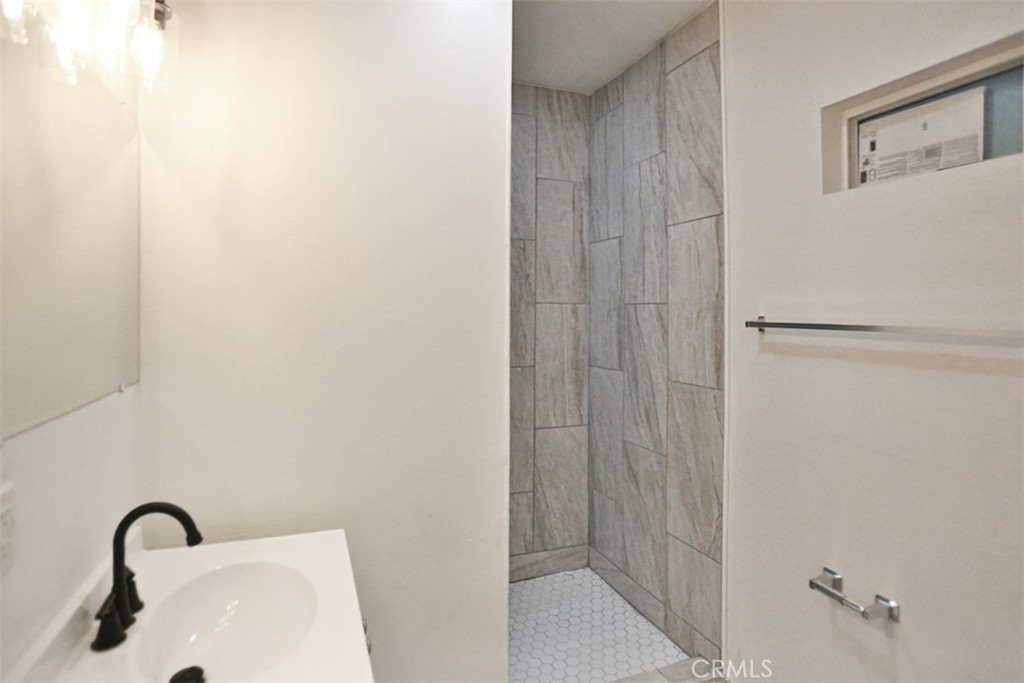 1414 Cedar Property Photo 12