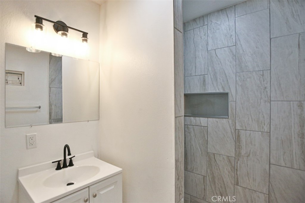 1414 Cedar Property Photo 13