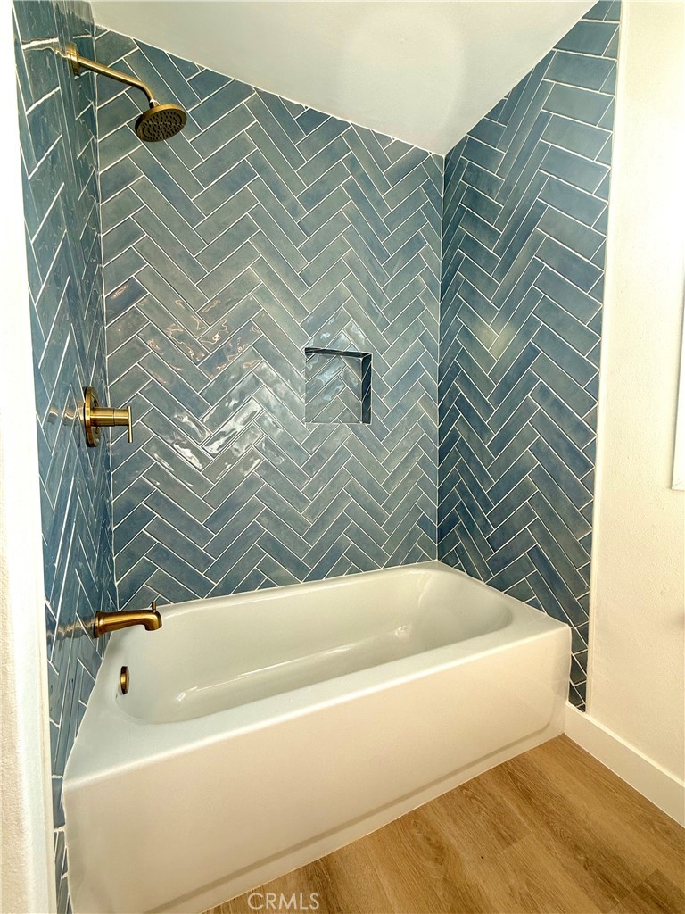 9824 Armley Avenue Property Photo 9