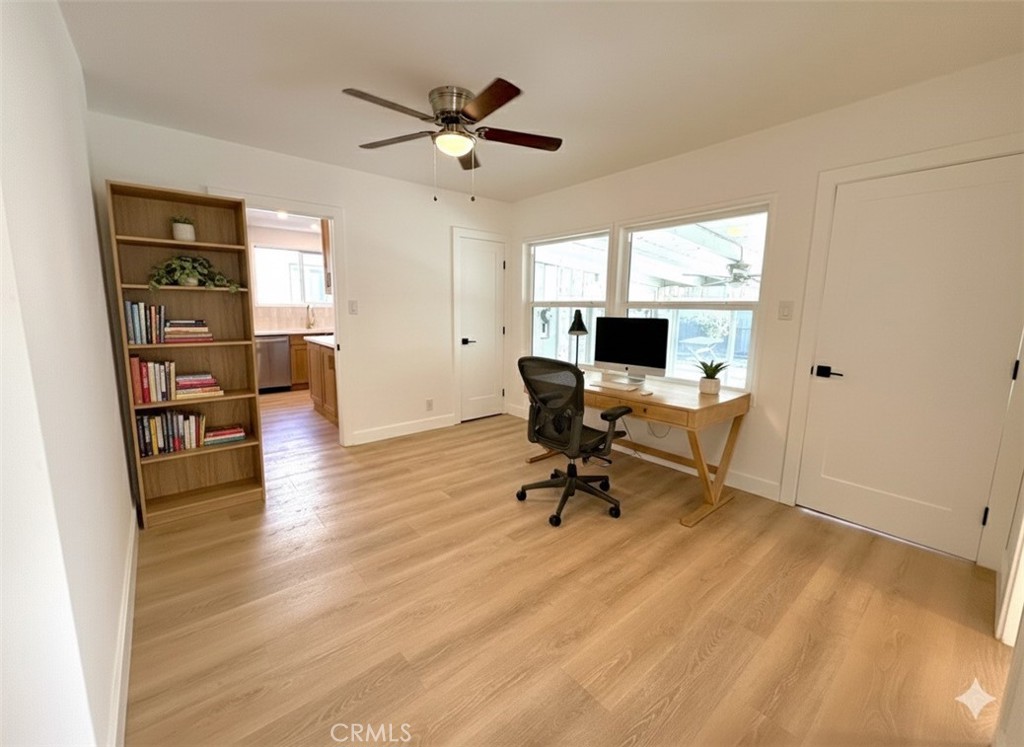 9824 Armley Avenue Property Photo 10