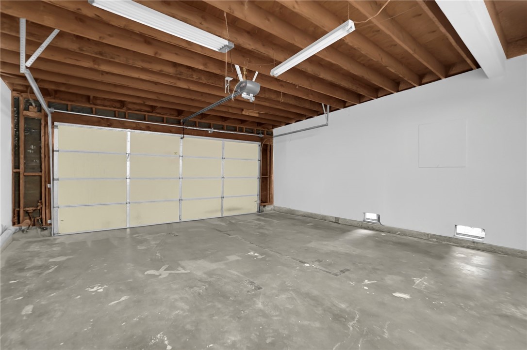 1712 S Mountain Ave E Property Photo 13