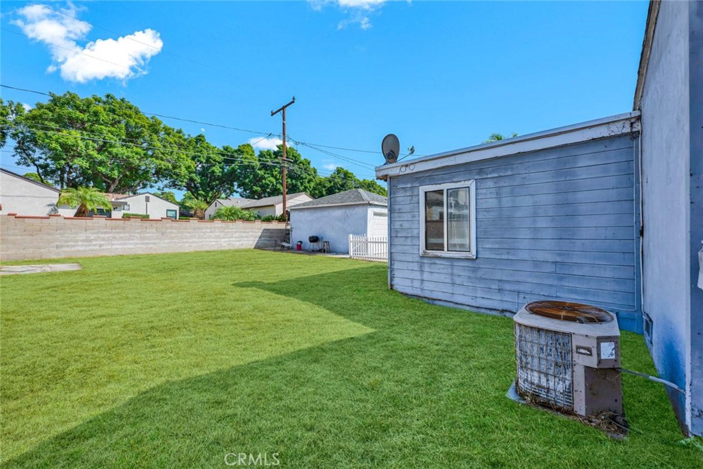 14357 Flomar Property Photo 17