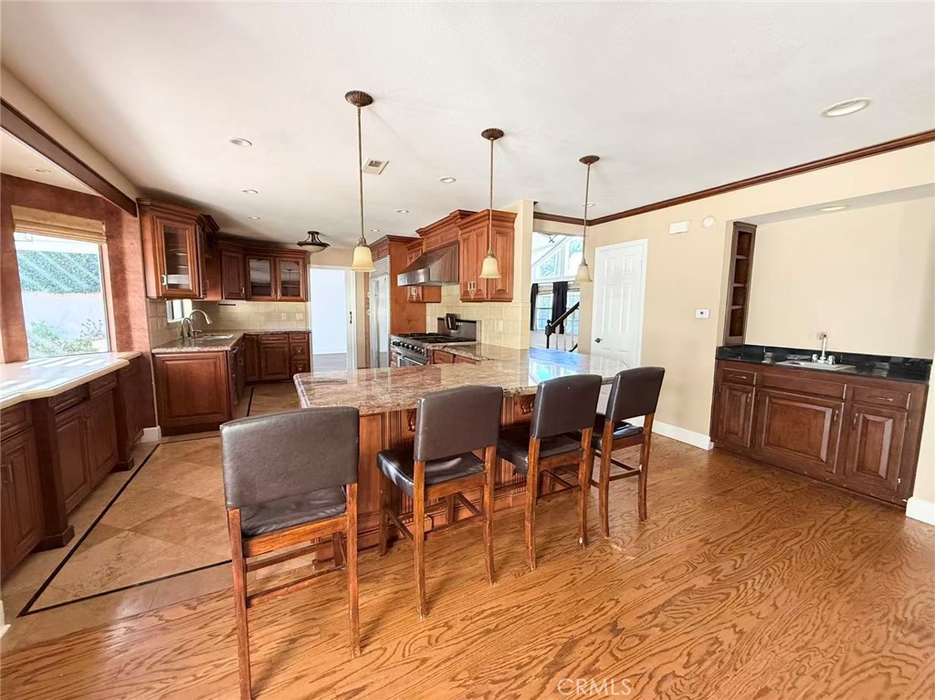 23922 Catbird Court Property Photo 6