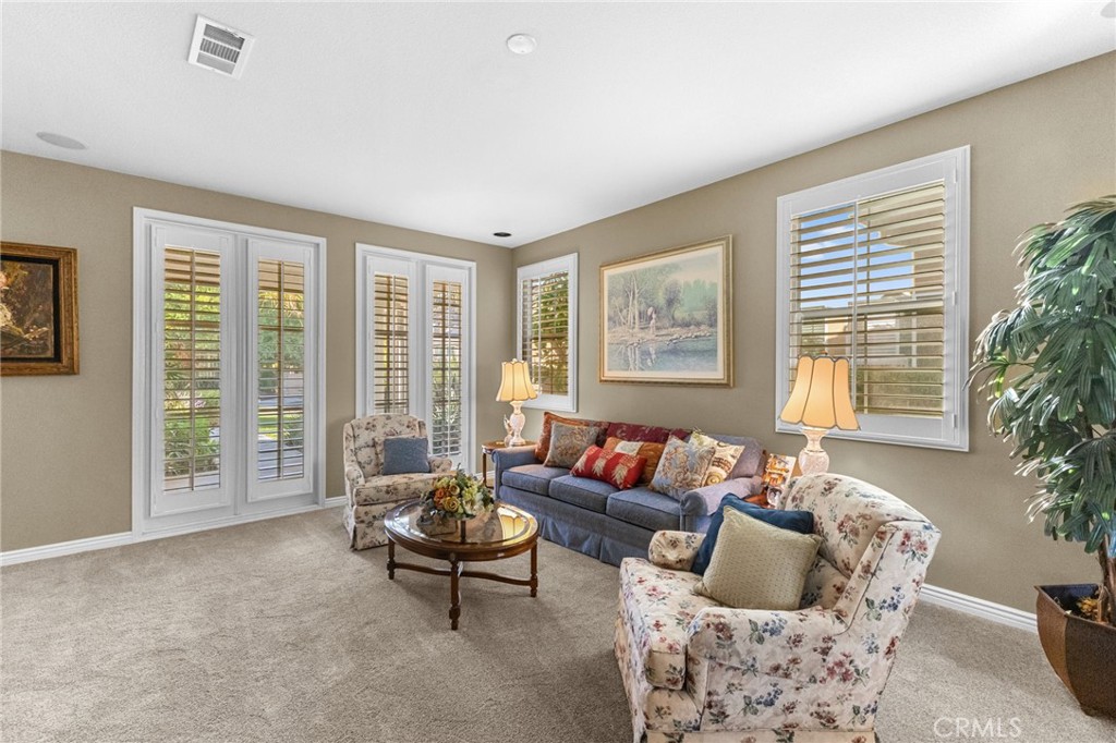 27015 Lemon Grass Property Photo 6