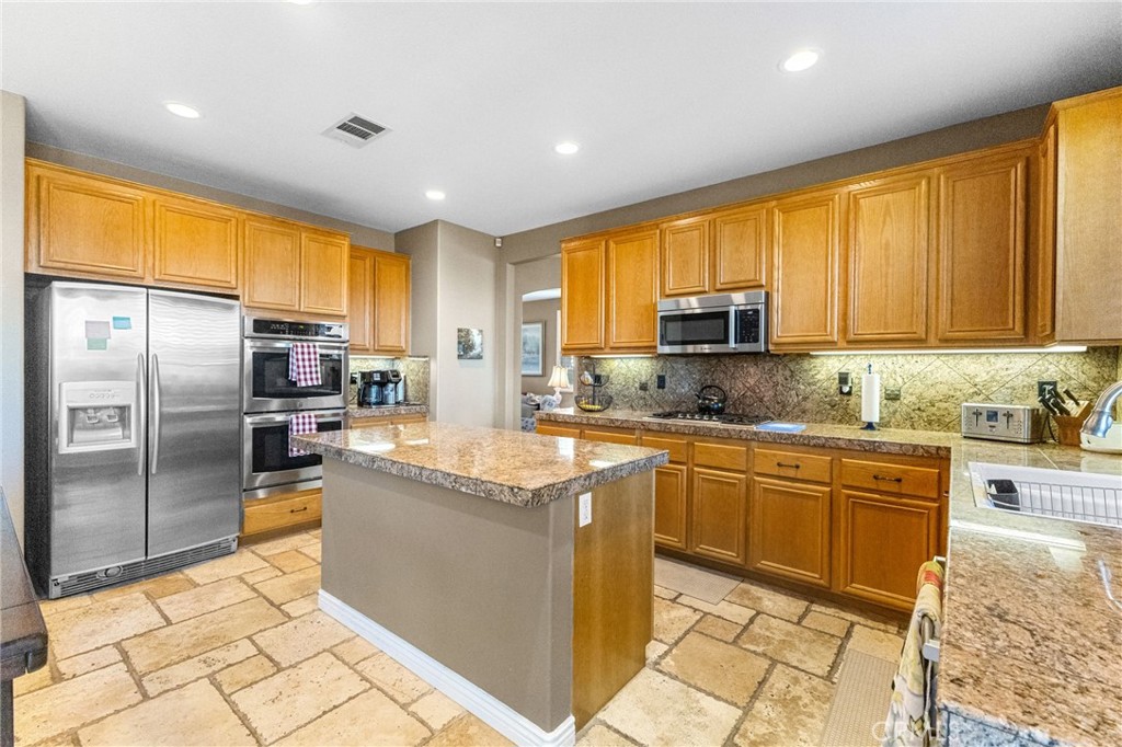 27015 Lemon Grass Property Photo 20