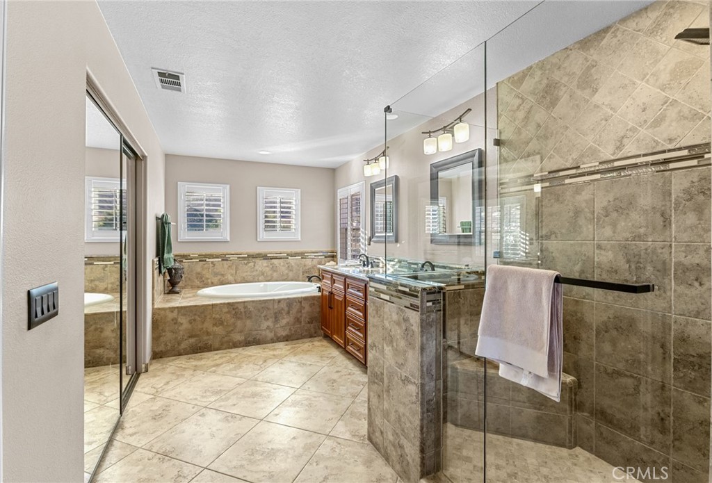 27015 Lemon Grass Property Photo 37