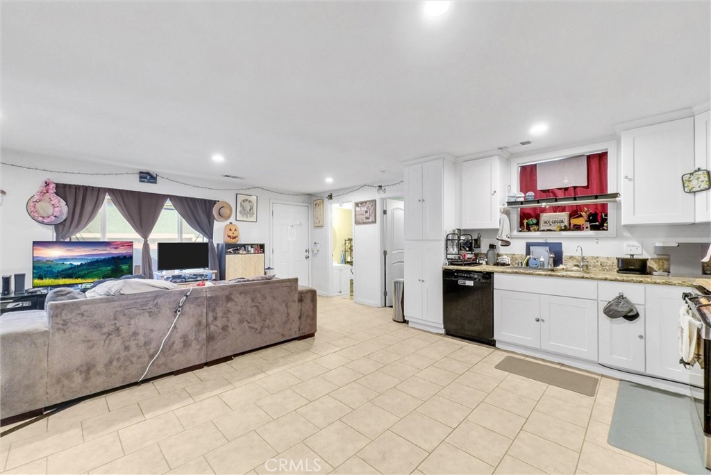 32970 Ethlene Property Photo 14