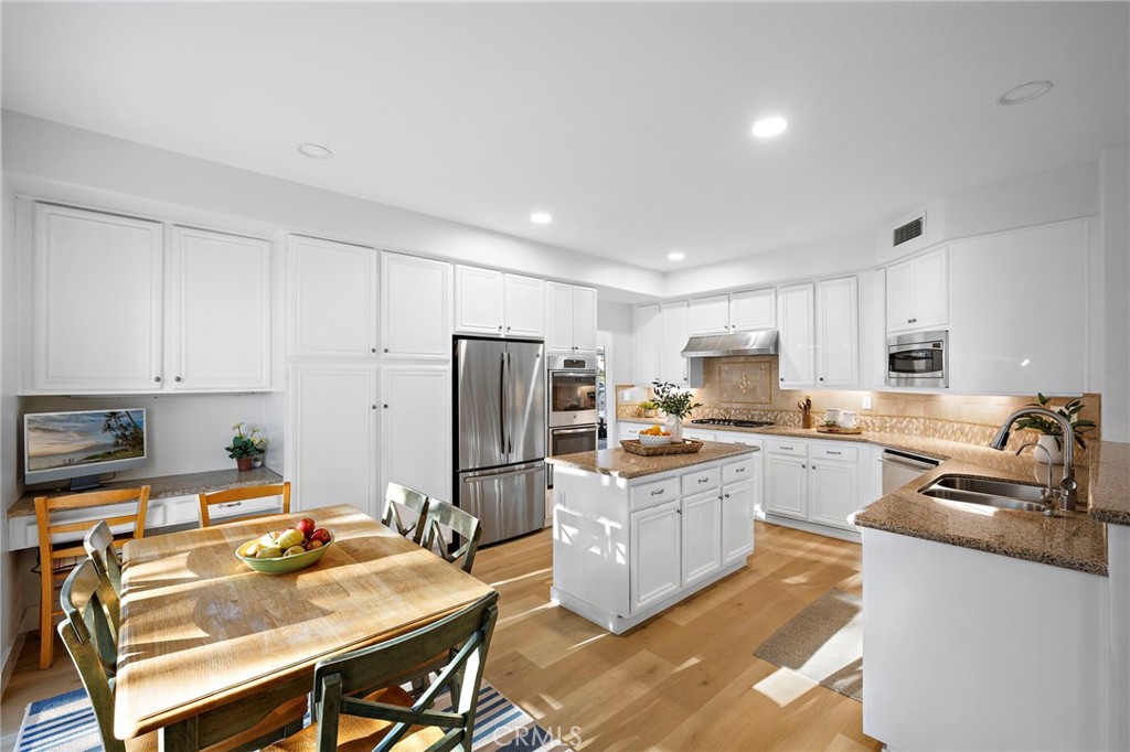 19361 Jasper Hill Property Photo 6