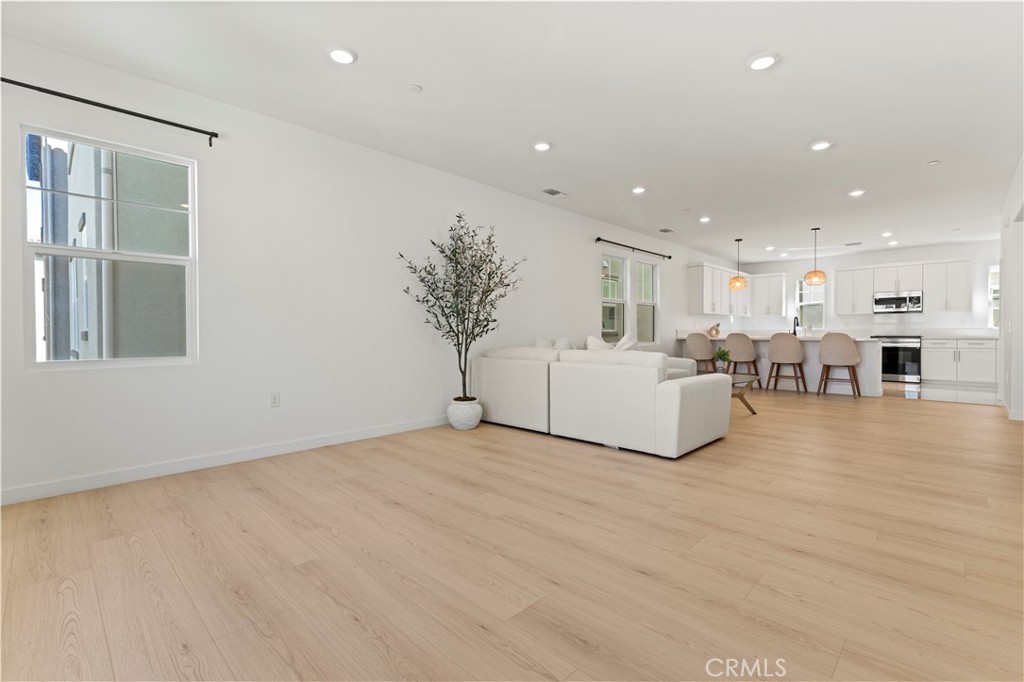 2533 Projection St Property Photo 11