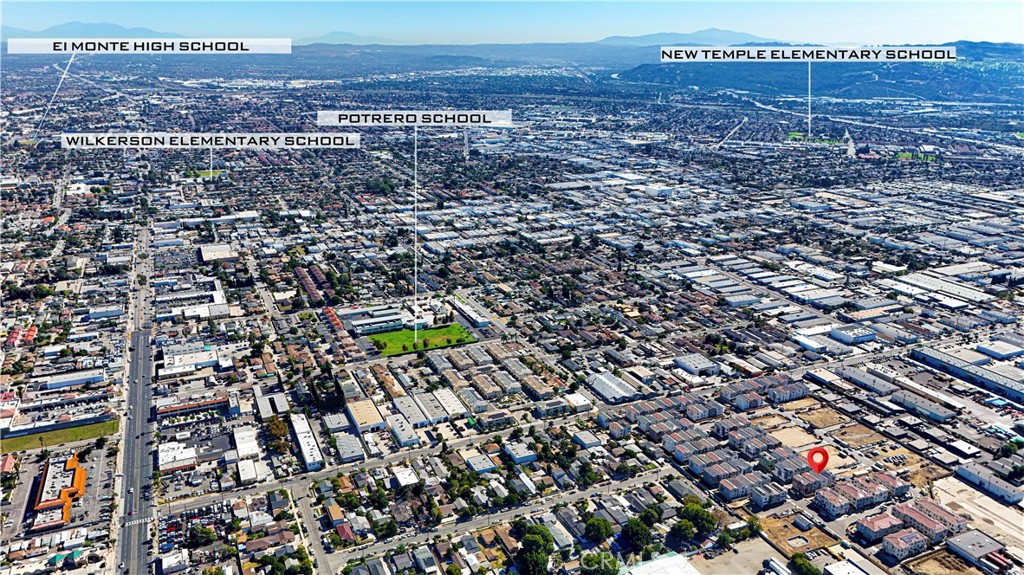 2533 Projection St Property Photo 32