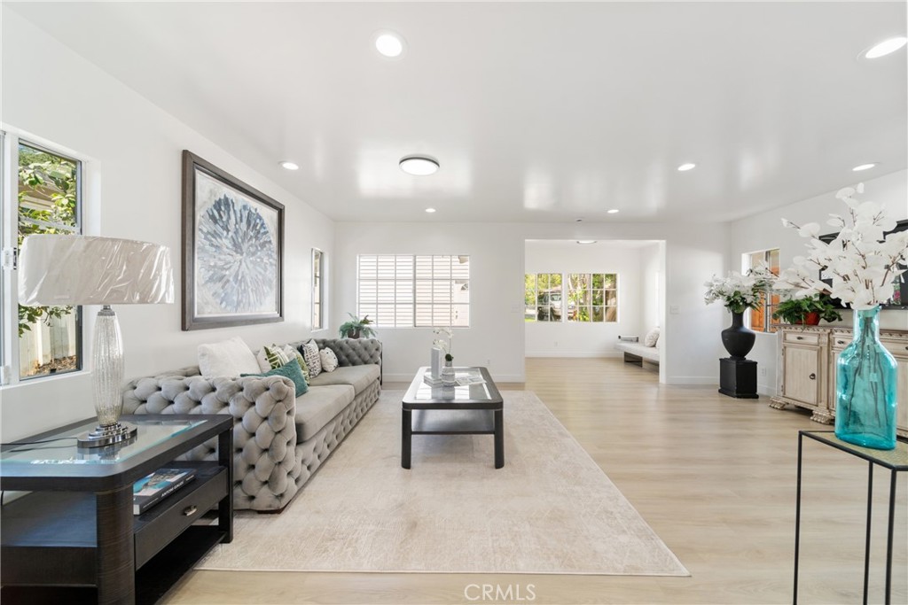 347 Stedman Place Property Photo 4