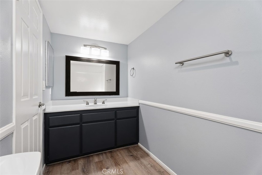 428 W 1st Street Property Photo 24