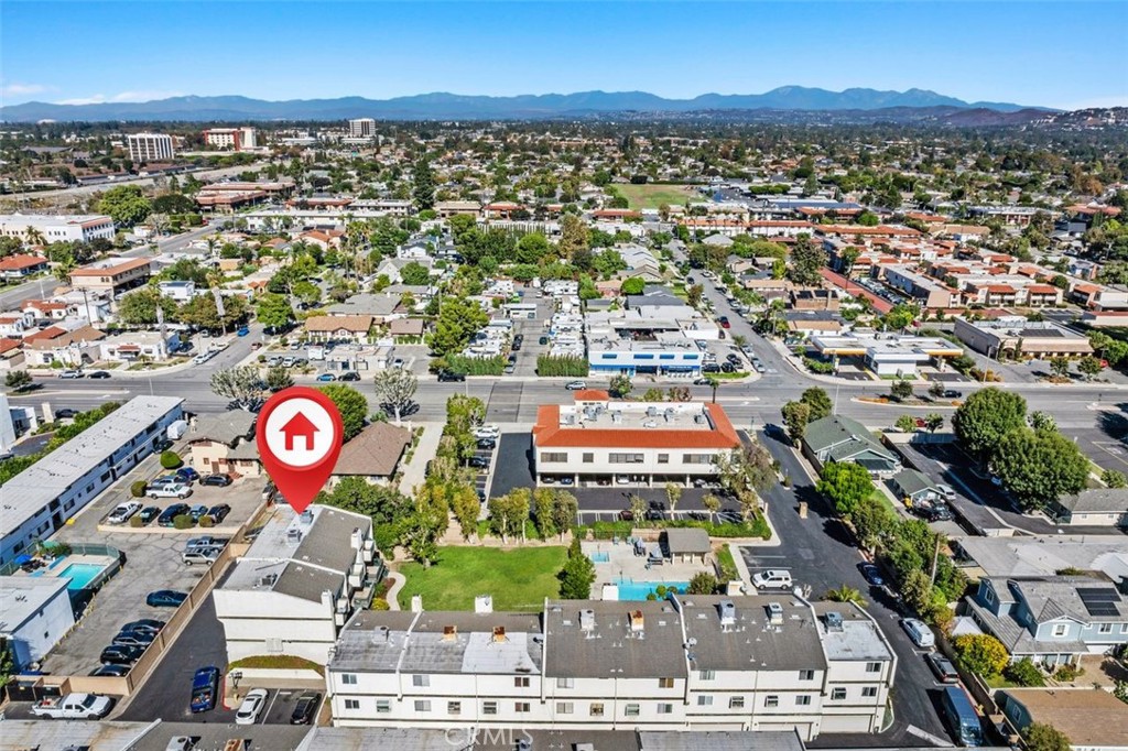 428 W 1st Street Property Photo 34