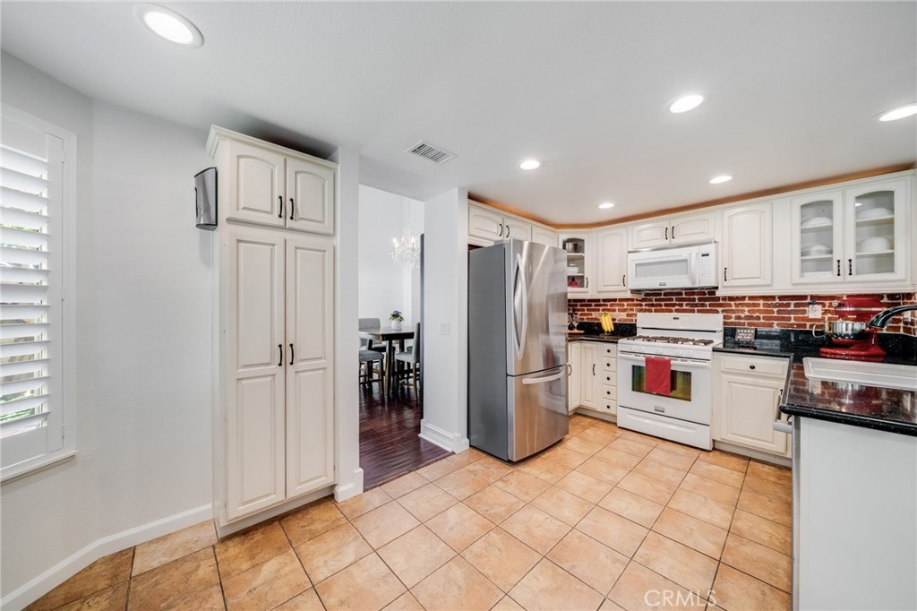 28291 Shore Property Photo 12