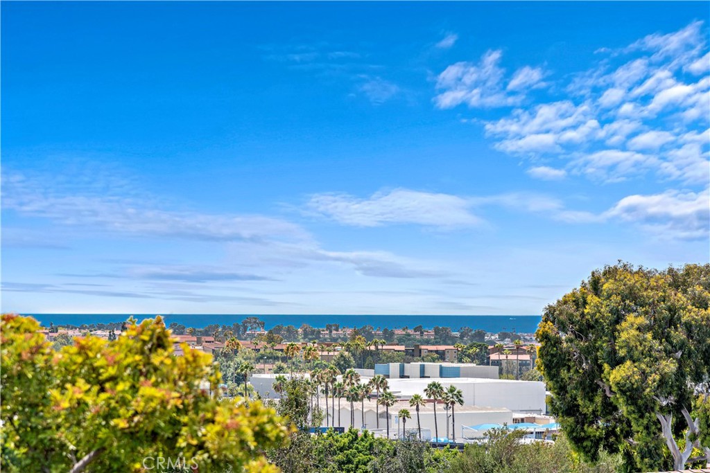 2507 Alta Vista Drive Property Photo 3