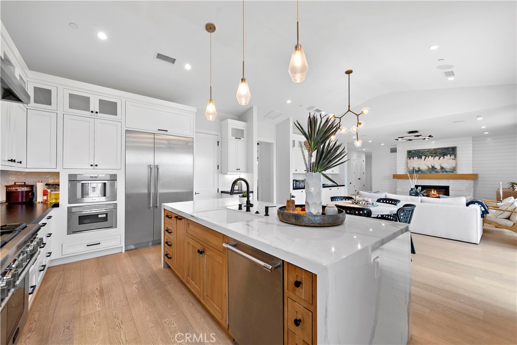 2507 Alta Vista Drive Property Photo 5